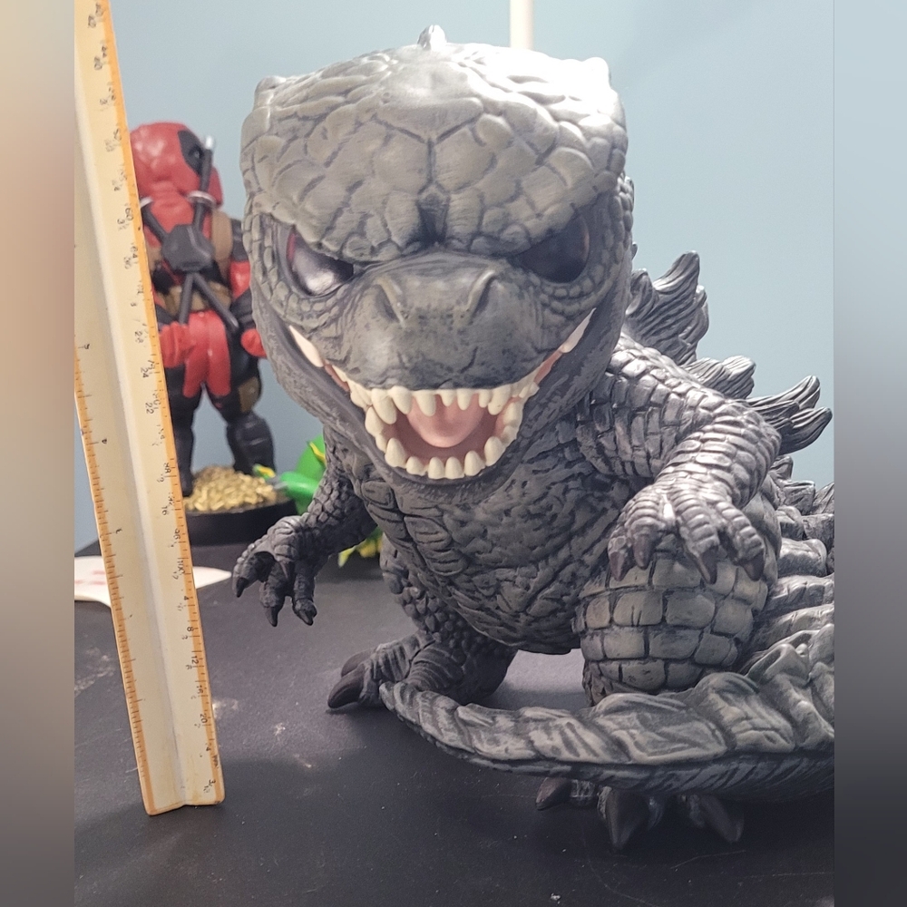 Jumbo Godzilla Funko